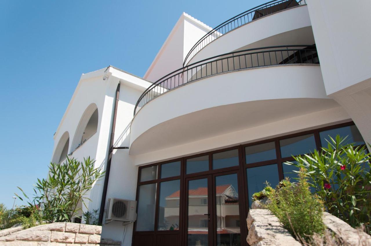 Hotel Domus Albus à Zadar Extérieur photo